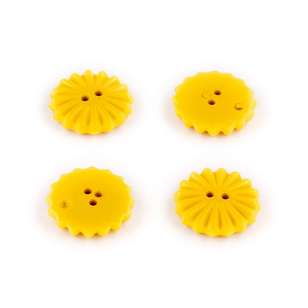 Hemline Novelty Daisy Shape Button Yellow 15 mm