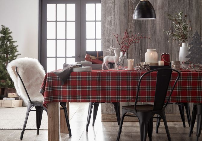 5 Steps To Creating A Scandi Style Christmas Table Setting