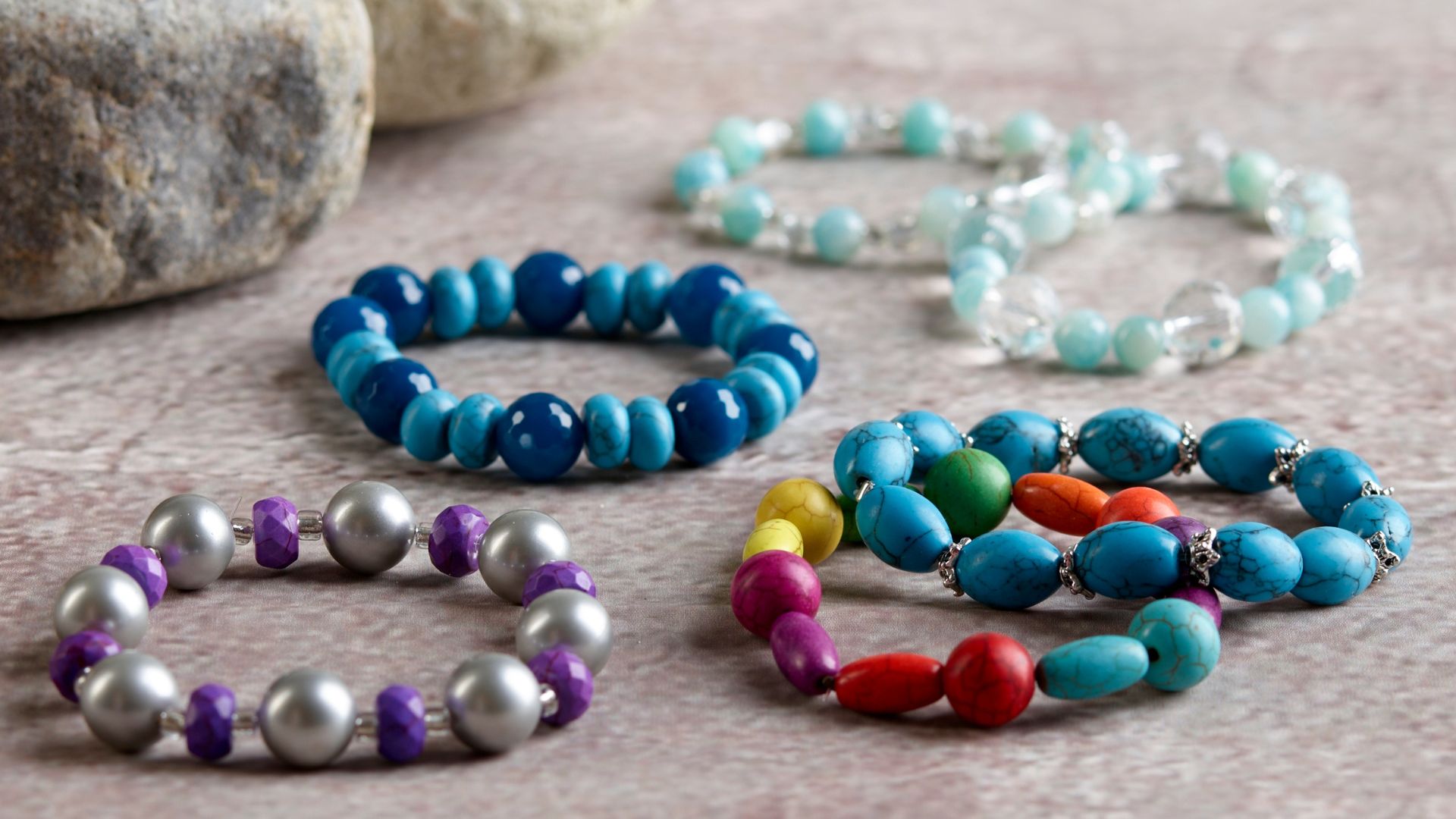 Learn to string beads - the right way! 