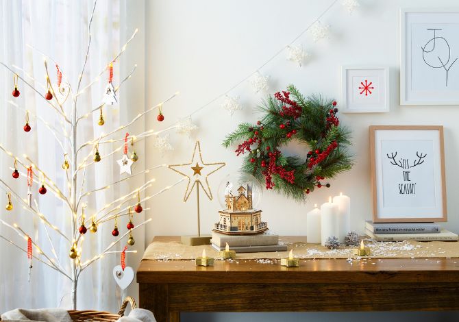 How To Decorate Your Apartment For A Very Merry Christmas