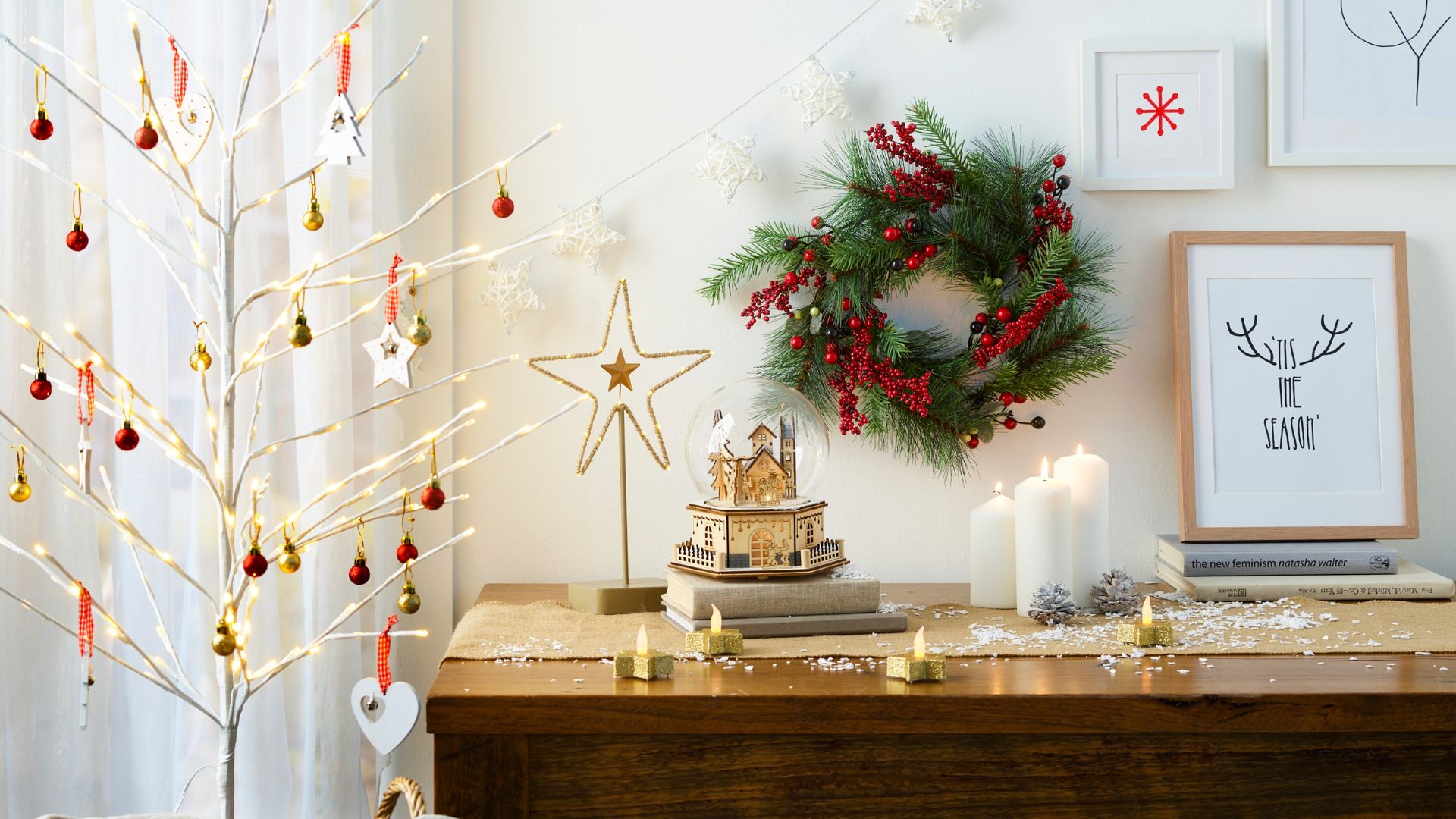 How To Decorate Your Apartment For A Very Merry Christmas