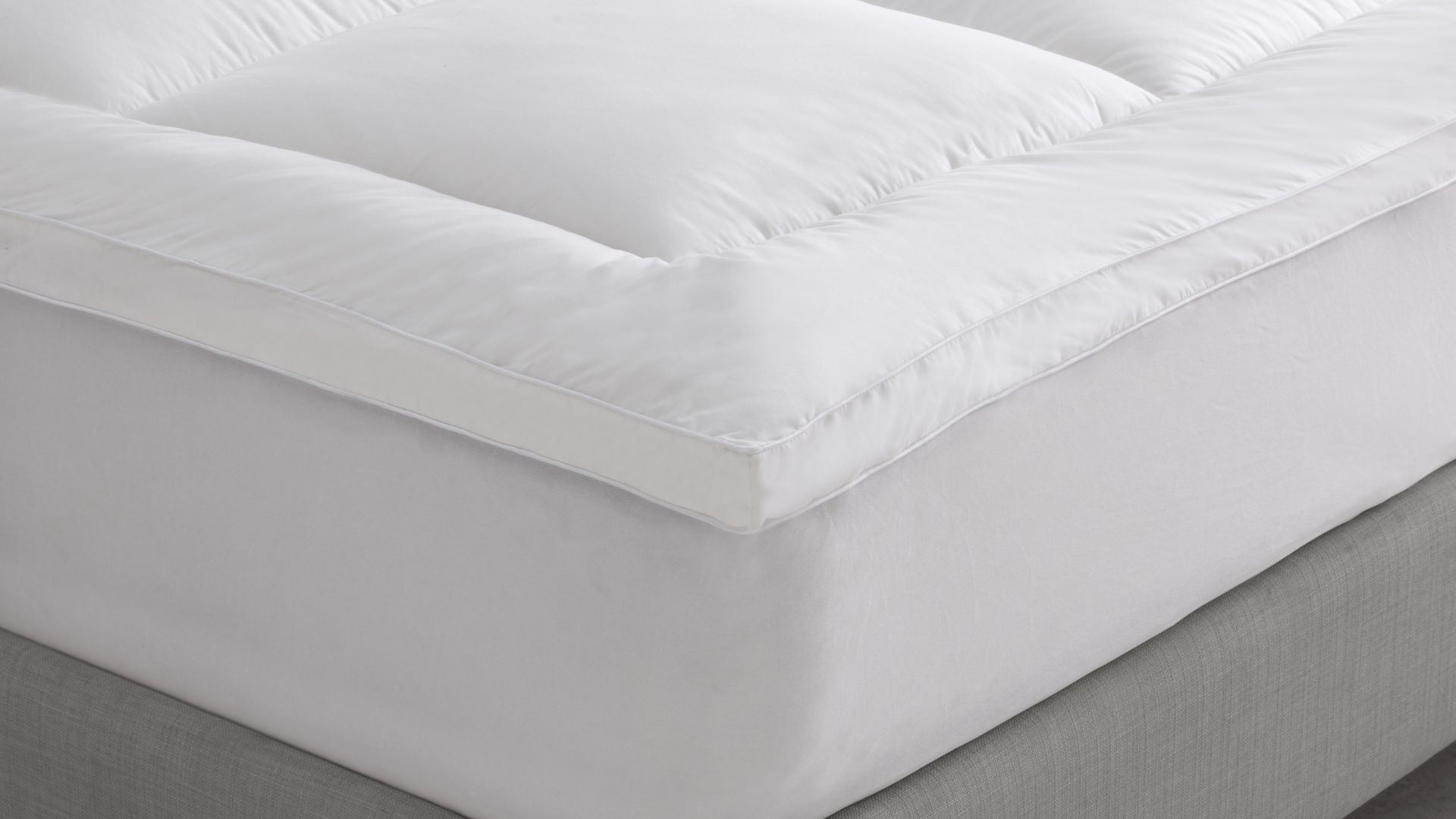 mattress protector vs underlay