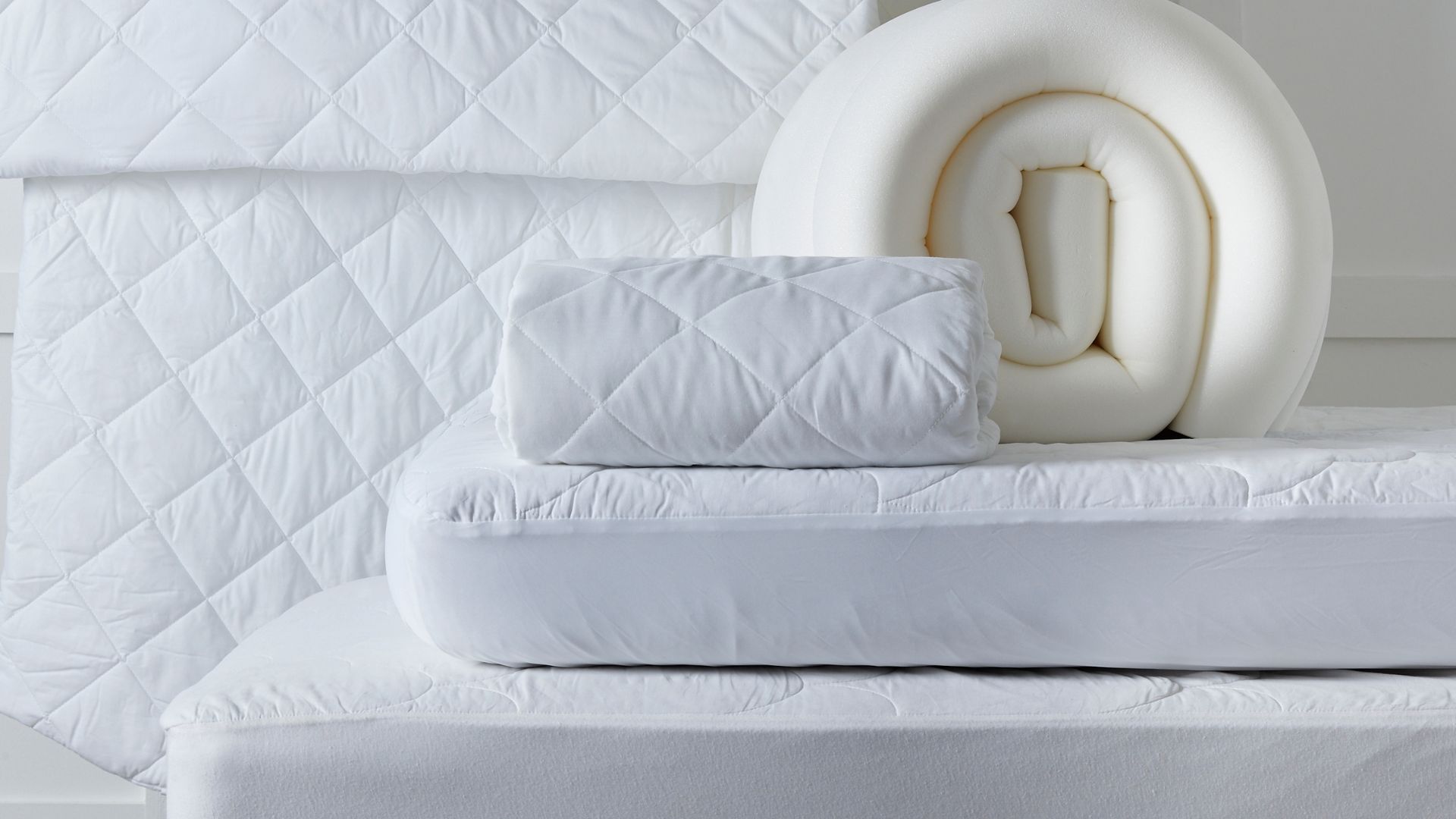 Mattress Topper, Protector Or Underlay? Find The Best Option For You With This Buying Guide