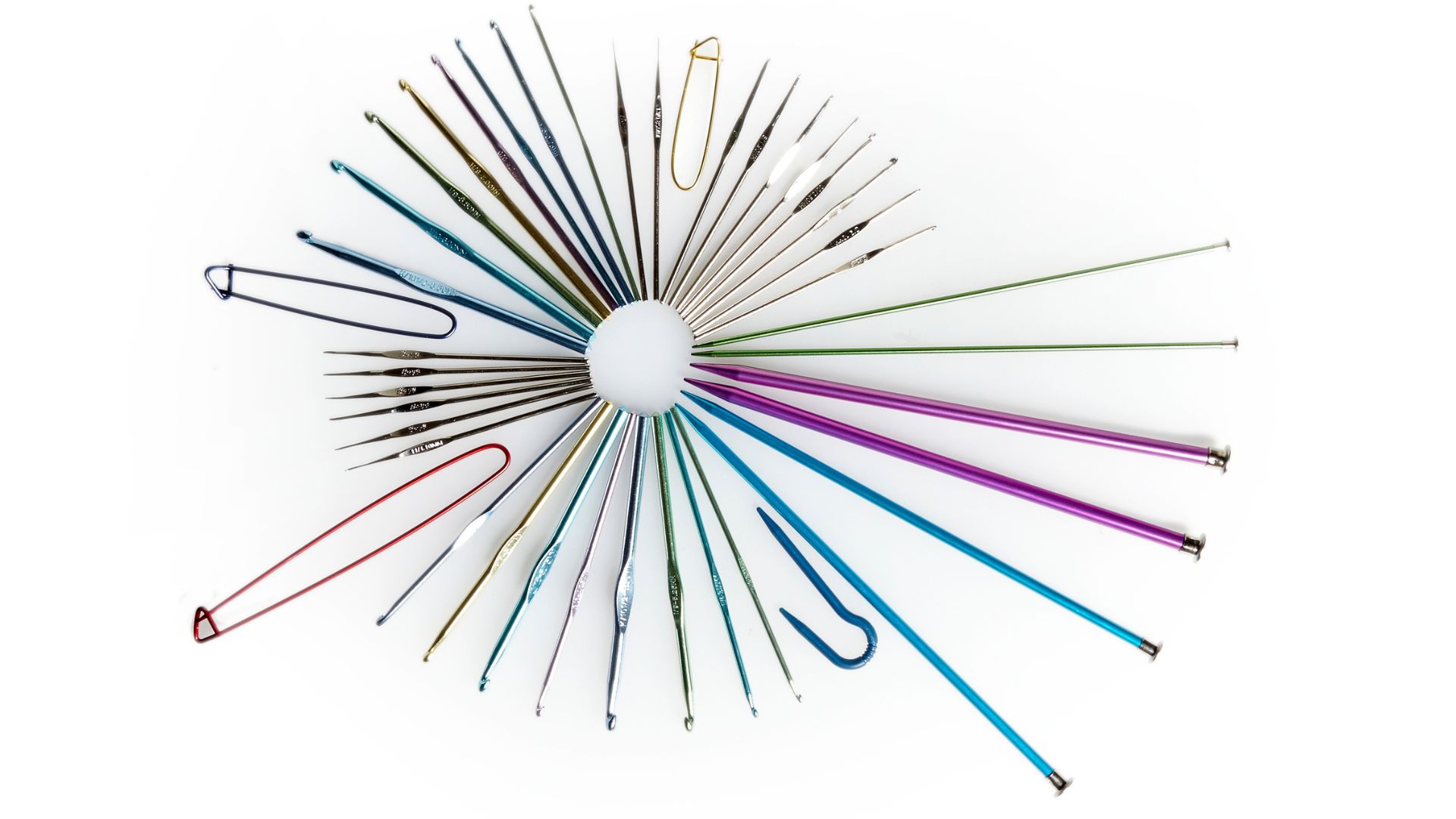 Your Guide To Knitting Needles And Crochet Hooks