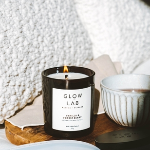 Glow Lab Vanilla and Forest Berry 270 g Candle Vanilla & Forest Berry