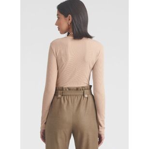 Simplicity S9852 Misses' Elevated Cargo Pants and Belt Pattern White