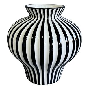Ombre Home Palm Cove Vase II Black & White 21 x 21 cm