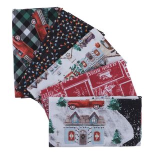 Winter Town 5 piece Christmas Fat Quarter Bundle Multicoloured 50 x 52 cm