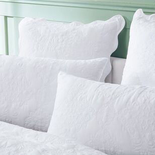 KOO Nita Scallop Coverlet Set White 220 x 240 cm