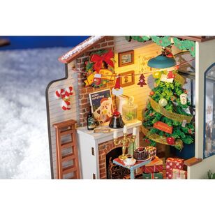 Robotime Mini Christmas Snow House Kit Multicoloured