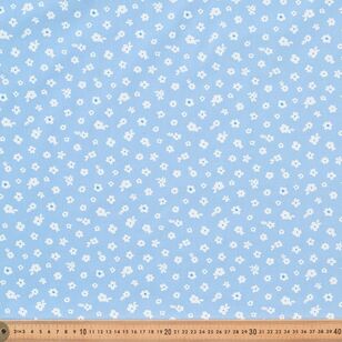 Daisies 112 cm Chambray Poplin Fabric Light Wash 112 cm